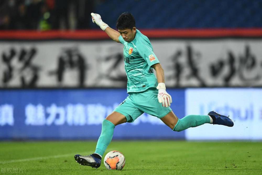 河北华夏幸福丢失胜利，球队深陷保级泥潭，稳步上升