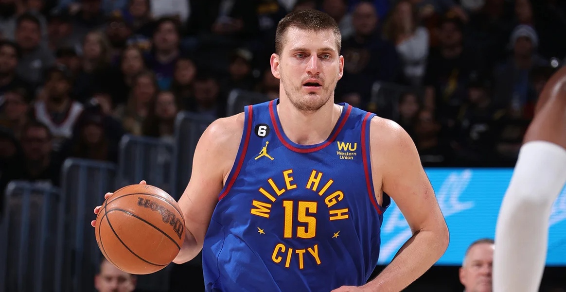 FLY力克GEN，Lehends操刀奇招英雄翻盘焦点之战小组赛，技惊四座的简单介绍