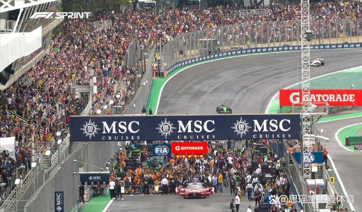 梅赛德斯完胜阿斯顿马丁,勒克莱尔点燃赛场的简单介绍 梅赛德斯完胜阿斯顿马丁,勒克莱尔点燃赛场的简单介绍