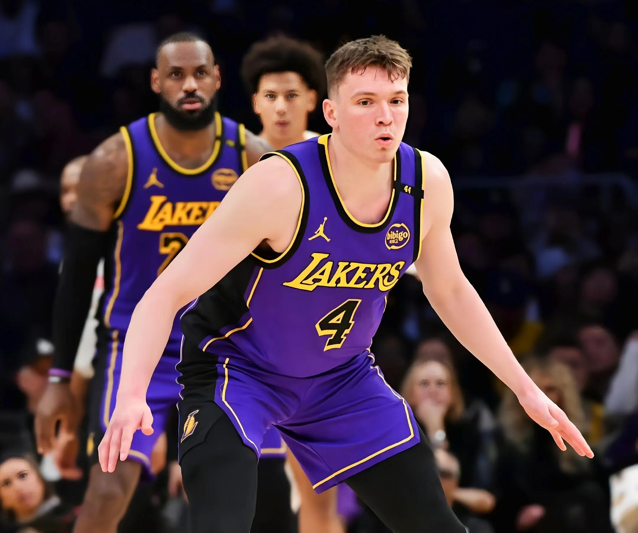 湖人险胜尼克斯，欧文高光表现